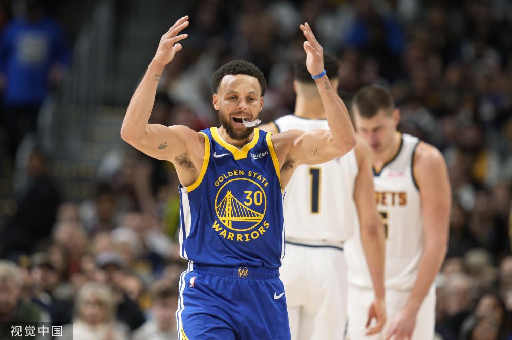 在当今足球 在当今足球